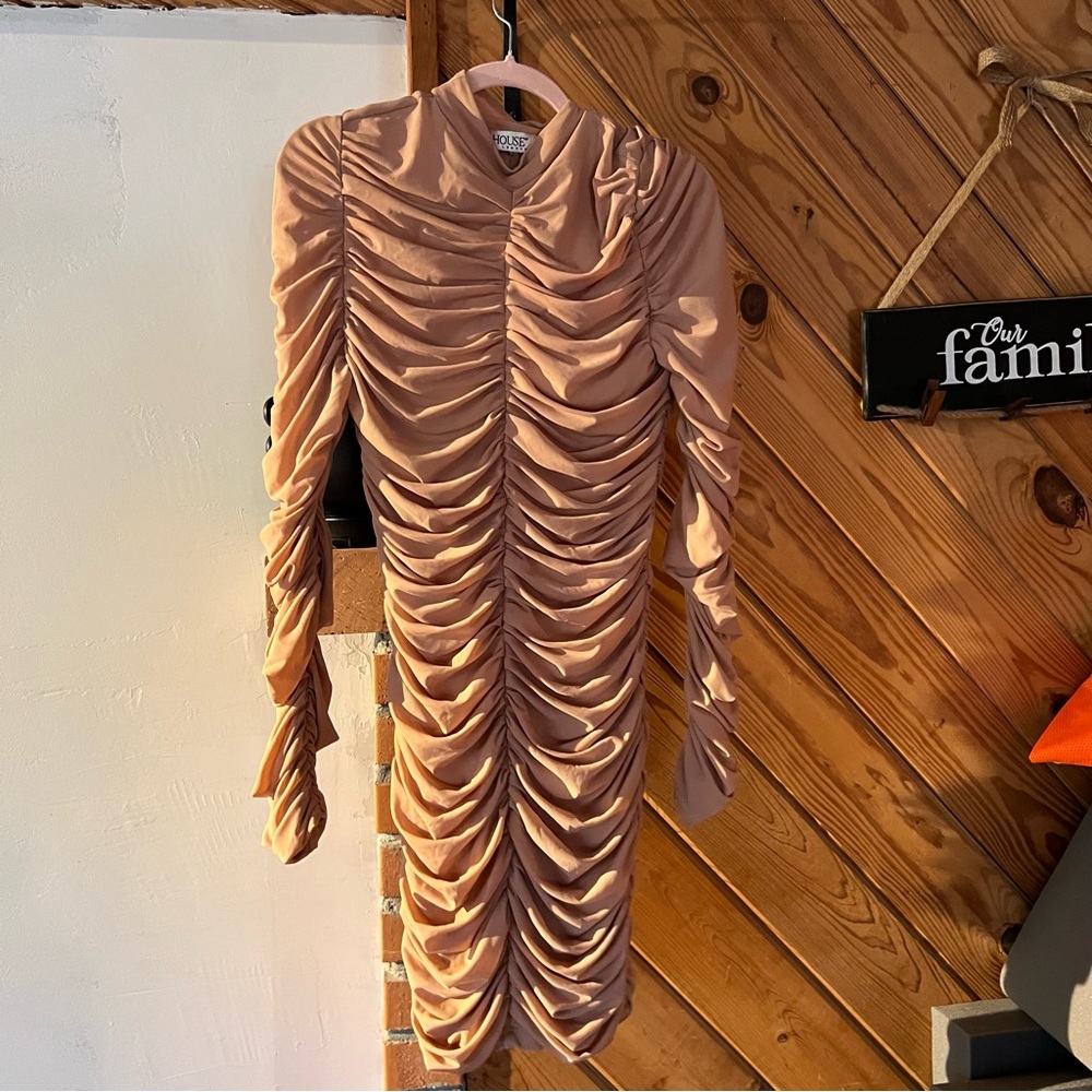 House of CB London Soleil Dress scrunched up flattering bodycon dress Size L🔥 - Picture 7 of 11